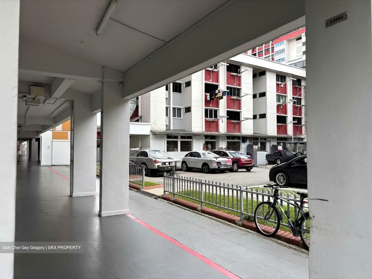 Hougang Avenue 3 (D19), Shop House #580587531